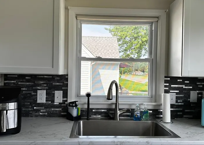 Bradley Cozy Vacation Large Group With Kitchen View