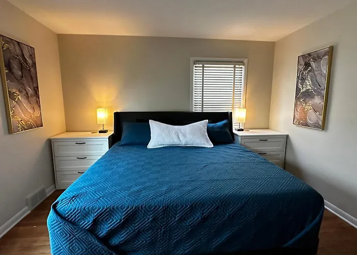 Bradley Cozy Vacation Large Group With Kitchen View * Peoria